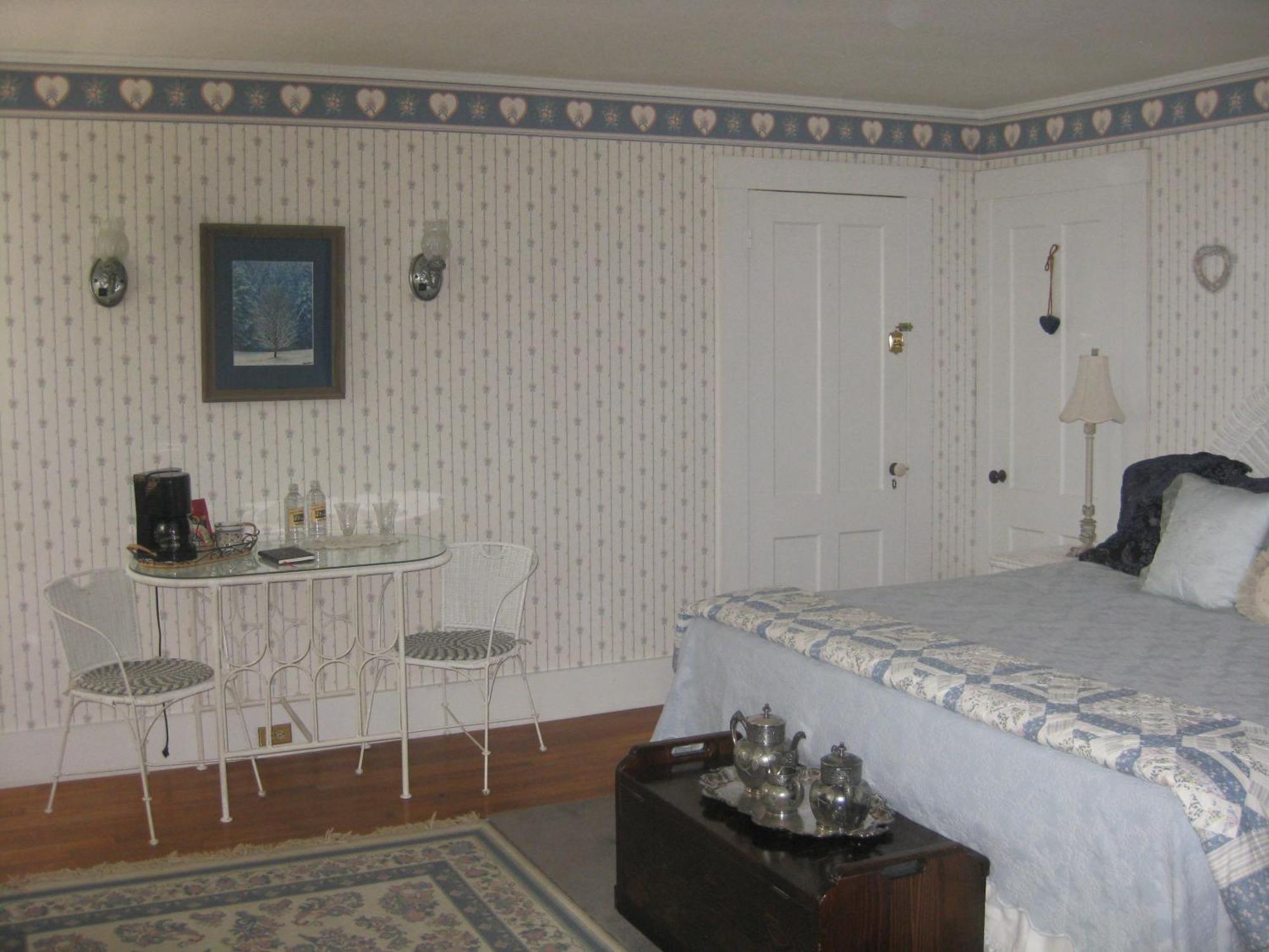 The Bridges Inn At Whitcomb House B&B Swanzey Exteriör bild